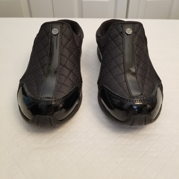 Easy Spirit Shoes - Easy Spirit Women's Traveltime Black Size 8M Leather/textile Upper Clogs